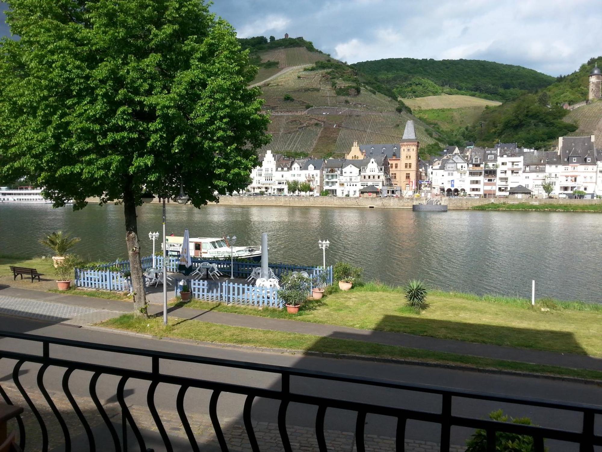 "Ferienhaus An Der Mosel" زيل ان دير موسل الغرفة الصورة