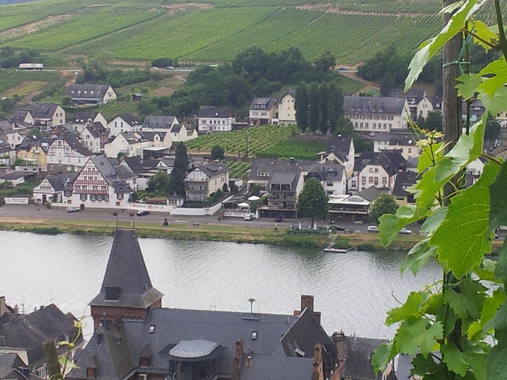 "Ferienhaus An Der Mosel" زيل ان دير موسل المظهر الخارجي الصورة